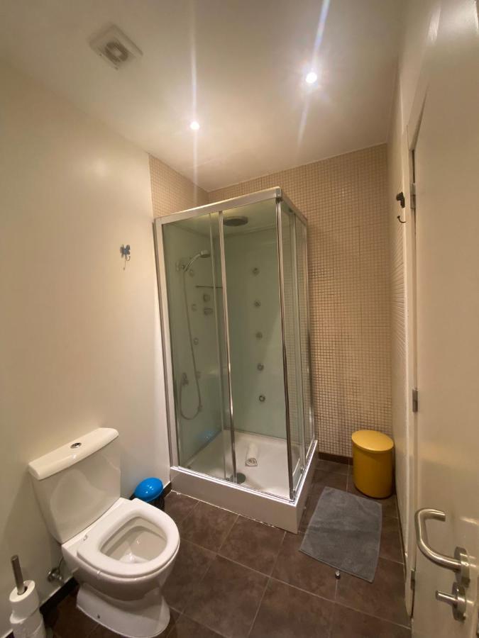 Chiado Happy Rooms Lisbona Esterno foto