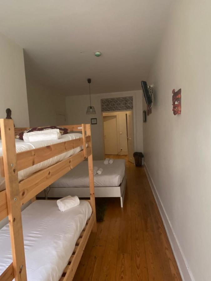 Chiado Happy Rooms Lisbona Esterno foto